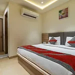 Hotel Tripple Tree - Karol Bagh