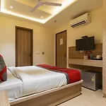 Hotel Tripple Tree - Karol Bagh
